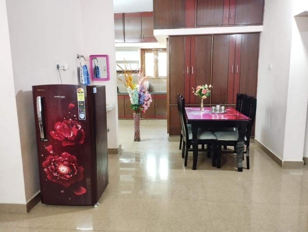 Sls Homestay - Luxury Ac Service Apartments 1Bhk, 2Bhk, 3Bhk - Direct Flyover To Alipiri Tirumala Gate - Walk To Ps4 Pure Veg Restaurants, Supermarkets - Near To National Highway & Padmavathi Amma Temple - Modular Kitchen, Living Room -Free Superfast Tirupati Exteriör bild