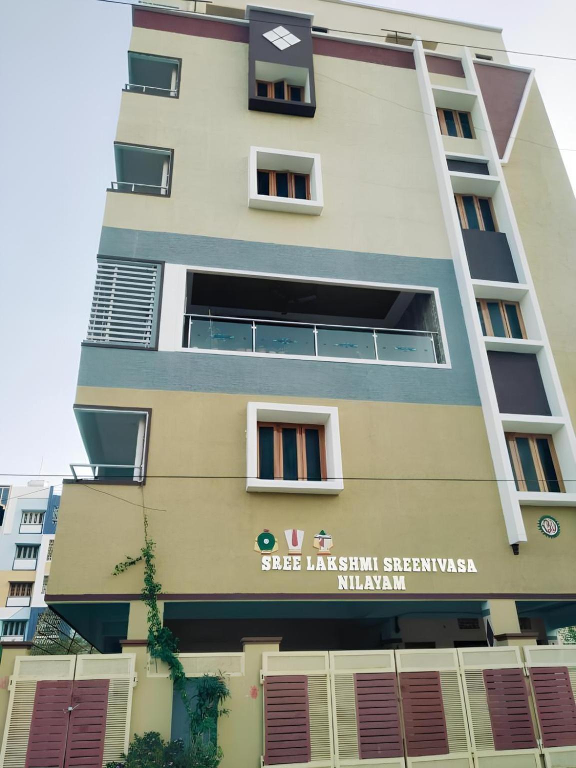 Sls Homestay - Luxury Ac Service Apartments 1Bhk, 2Bhk, 3Bhk - Direct Flyover To Alipiri Tirumala Gate - Walk To Ps4 Pure Veg Restaurants, Supermarkets - Near To National Highway & Padmavathi Amma Temple - Modular Kitchen, Living Room -Free Superfast Tirupati Exteriör bild